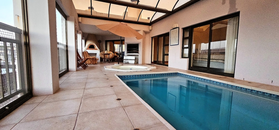 7 Bedroom Property for Sale in Myburgh Park Western Cape